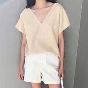 Oak And Fort Linen Blend v neck